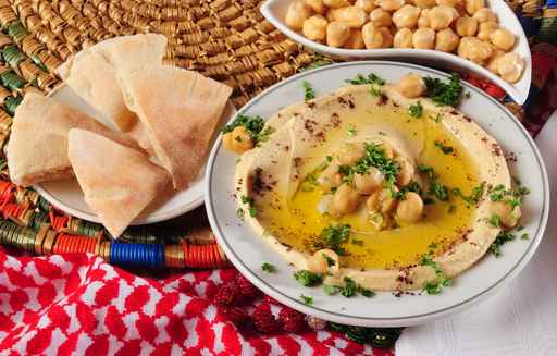  Arabien, Hummus Kichererbse Pastete Tunesisch/türkisch  © karam miri #15227269