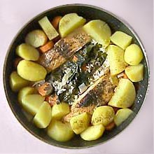 Lachs mit Kartoffeln, Möhre, Lauch und Sahne - sieht zwar nicht so dänisch aus, weil eigene Creacion