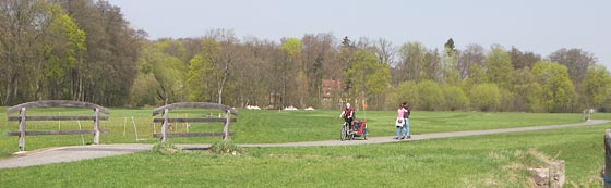 Rednitzauen zwischen Koppenhof und Gerasmühle, in Nürnbergs Stadtbezirk Eibachnberg gehörend, hat sich einige dörfliche Liebenswürdigkeit bewahrt