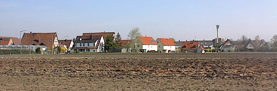 Blick gen Norden über Felder zum Gaismannshof